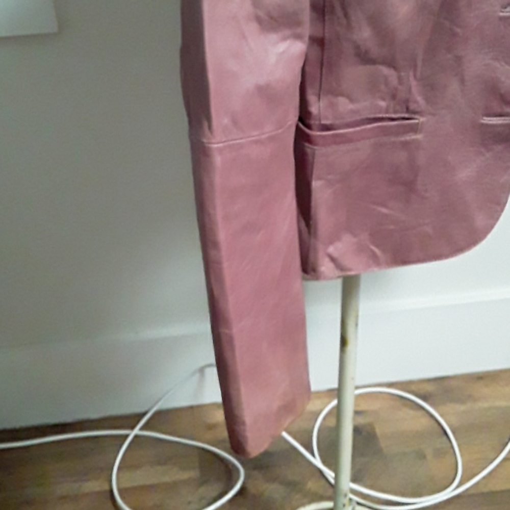leather jacket - Picture 3 of 6